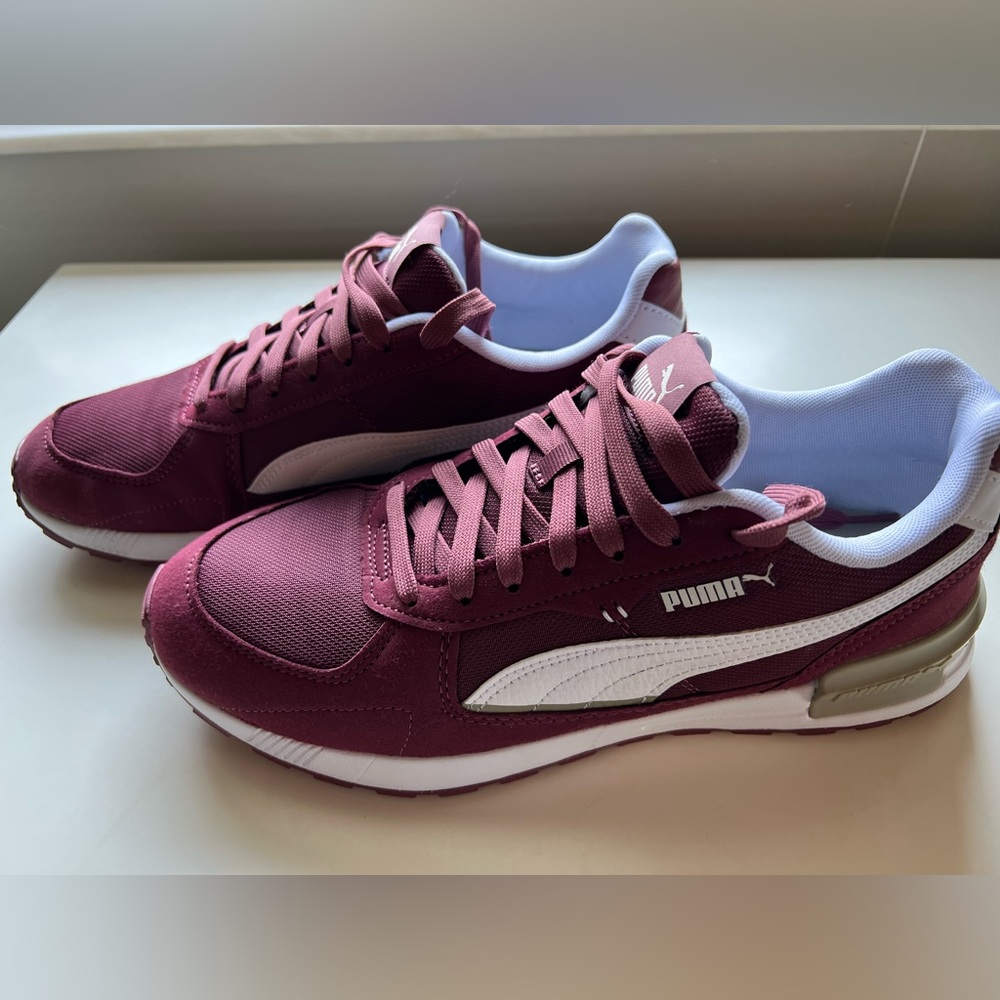 Puma Sneakers